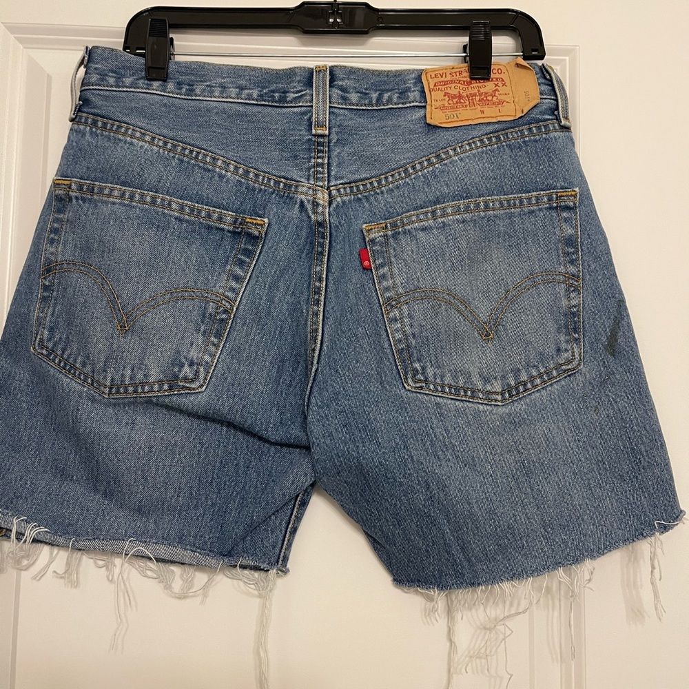 Levi’s realto bandana shorts 🩳 - Picture 2 of 2